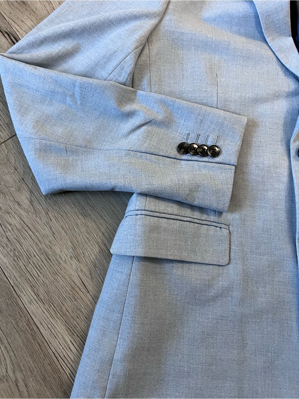RW&CO. Light Gray/Blue Two-Piece Men's Suit - Tailored Blazer & Trousers - Picture 7 of 16